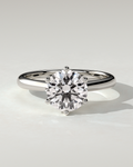 jacqueline-solitaire-round