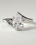 jennifer-solitaire-pear