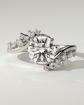lorena-solitaire-round