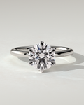 louise-solitaire-round
