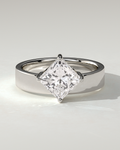 vicki-solitaire-asscher