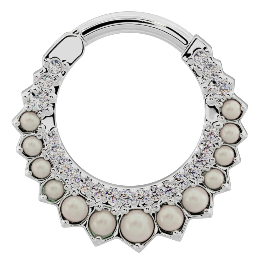 Royal Ear Piercing Grandeur